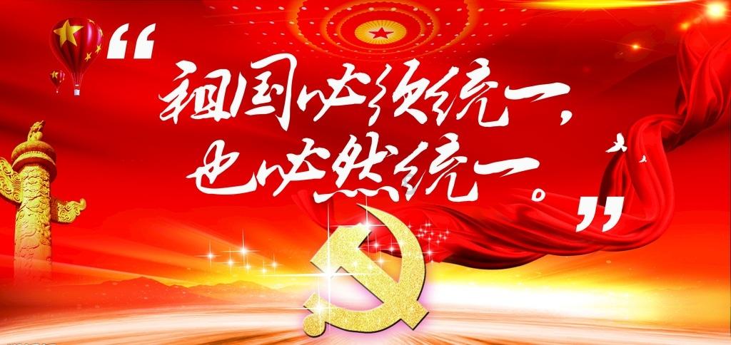 男孩吃鸡腿