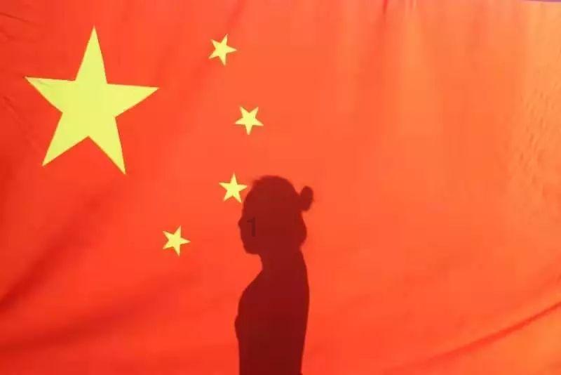为什么看到血腥暴力的就想笑？