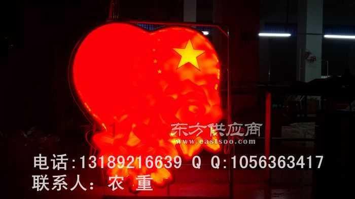 飞扬的方块鸟
