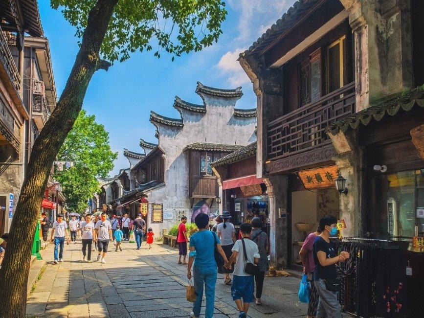 逃离违建房屋6