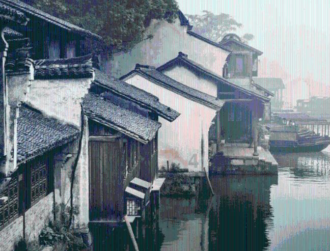 困在俱乐部的少女