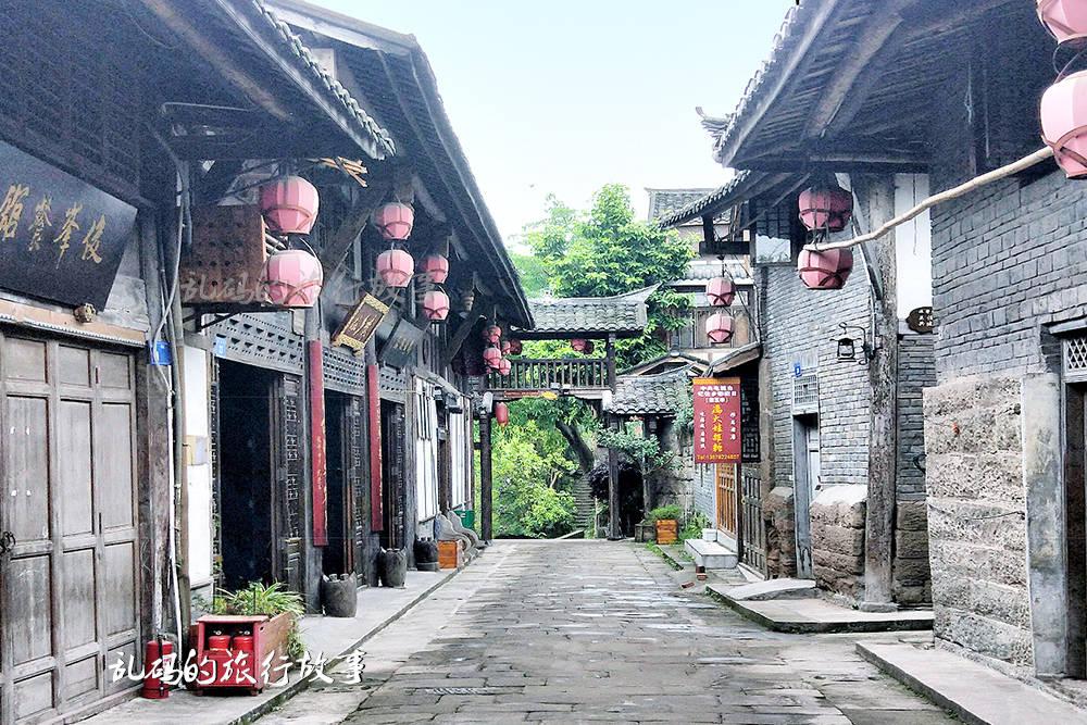 “最听劝老板”凭啥走红?
